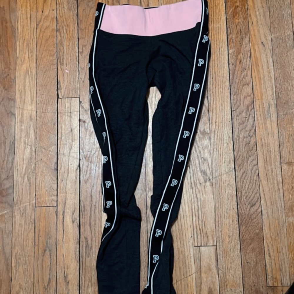 Pink leggins
